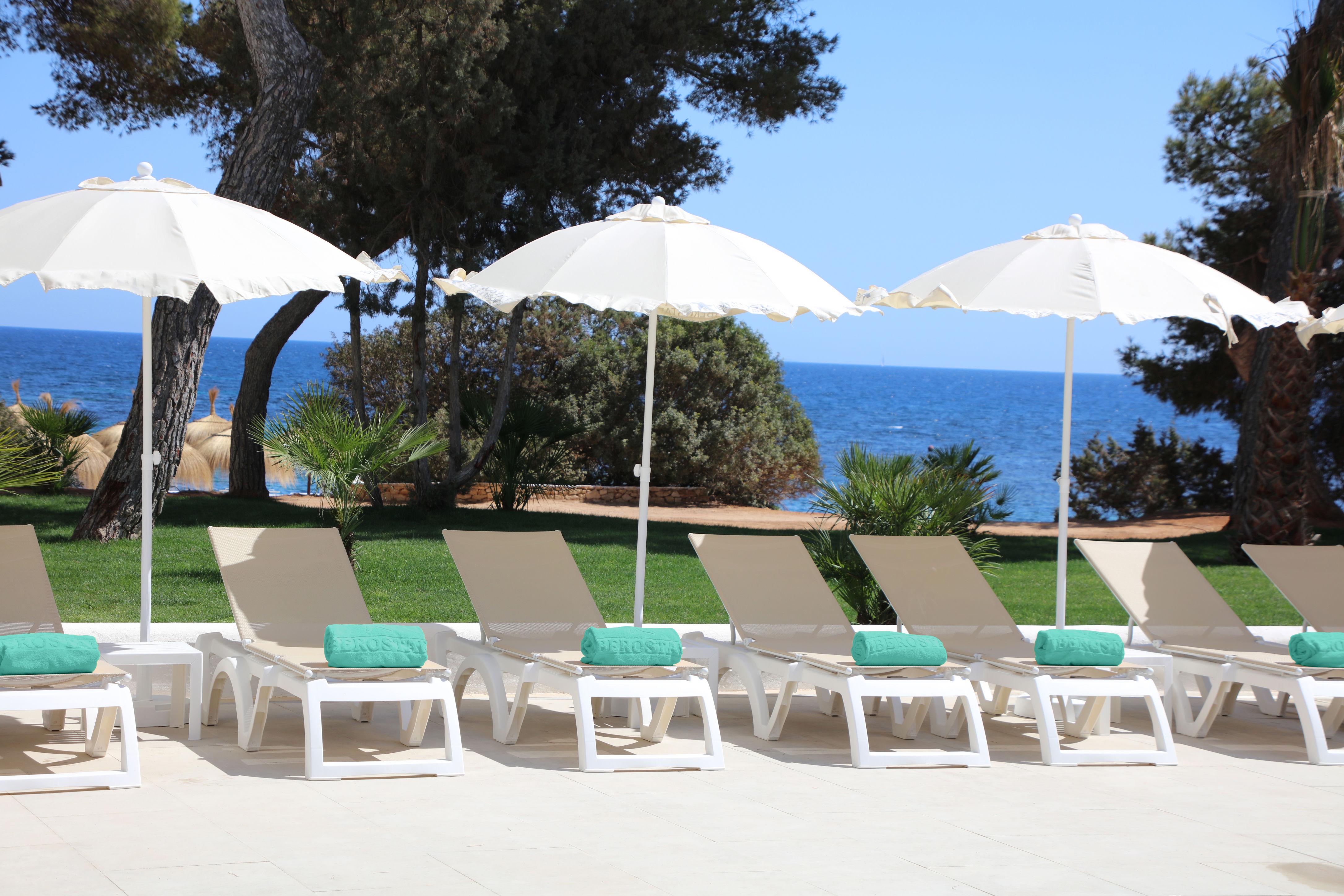 Отель Iberostar Selection Santa Eulalia Adults-Only Ibiza Санта-Эулалия-дель-Рио Экстерьер фото
